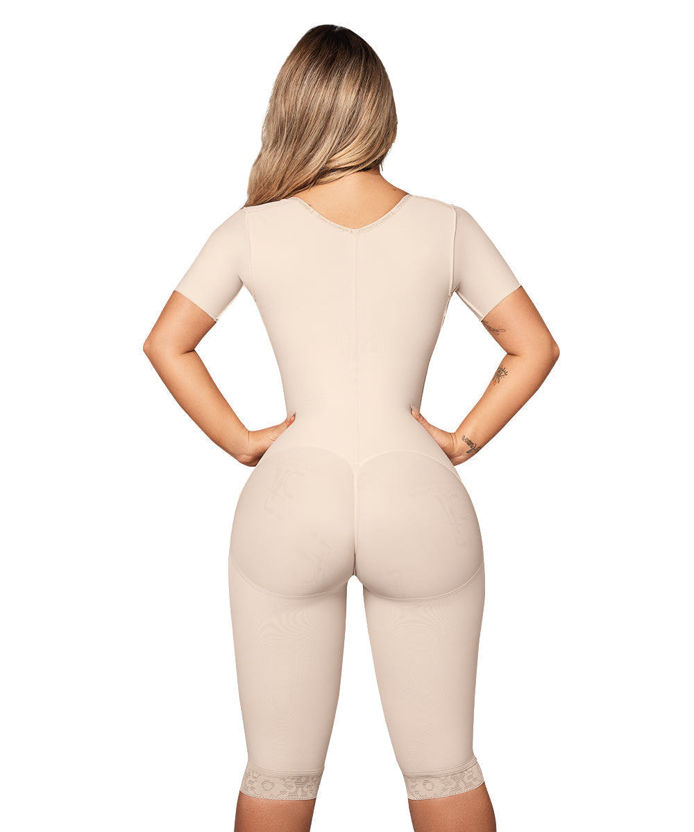 Faja moldeadora con manga corta hasta la rodilla y cremallera lateral ( Ref. O-024 )